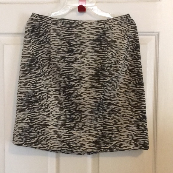 Zebra skirt - Picture 1 of 5